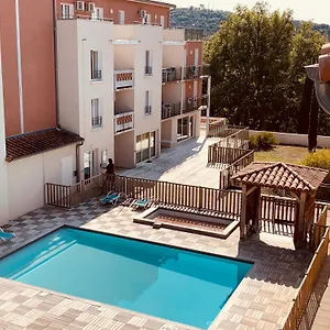 Vakantiepark Terres De France - Cote Provence, Gréoux-les-Bains